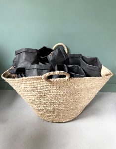 Lot de 25 exemplaires - Xxs black brut